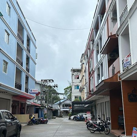 Sure Guesthouse Камала Бийч Екстериор снимка