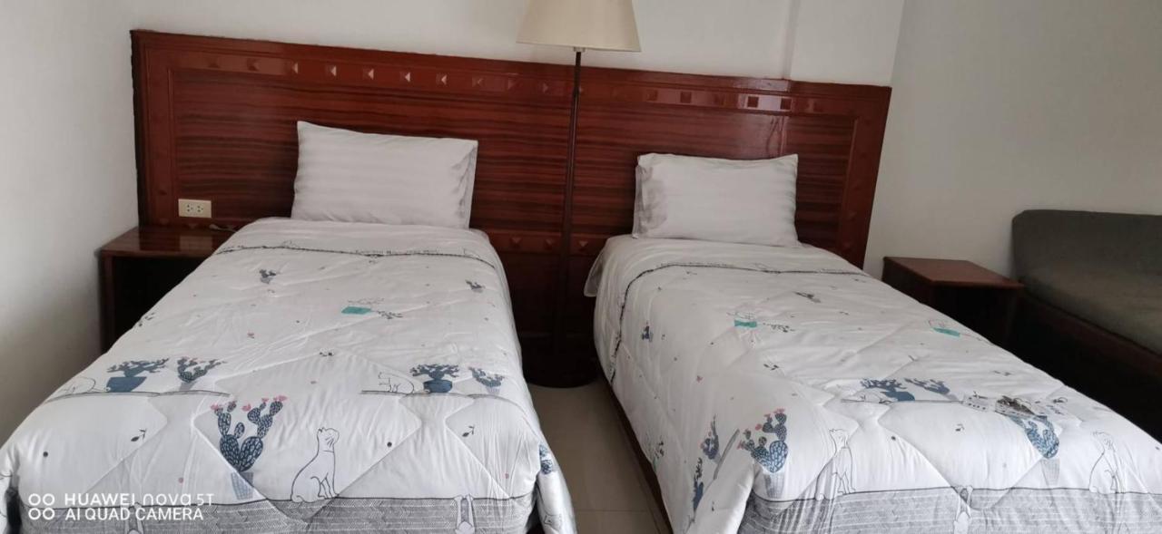 Sure Guesthouse Камала Бийч Екстериор снимка